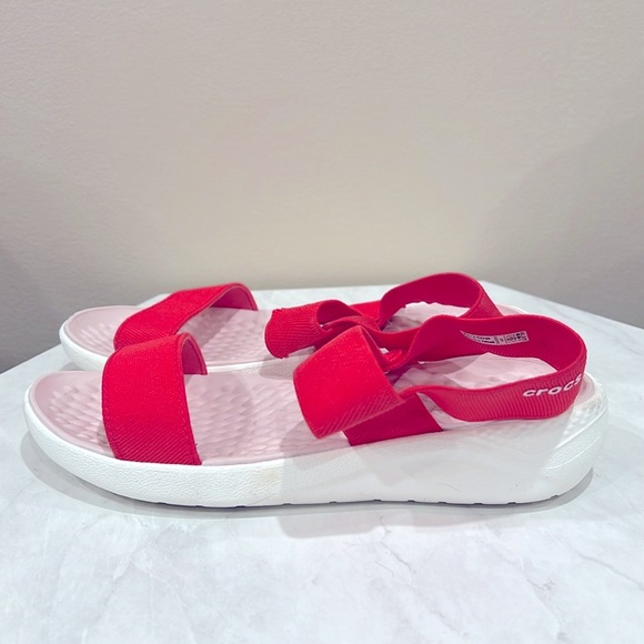 🔥Crocs Pink Women's Sandals🔥 - Picture 2 of 3